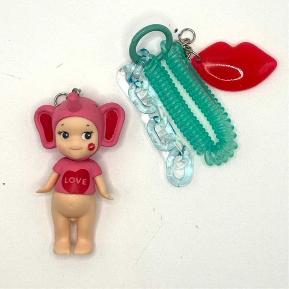 New Unbranded Kewpie/Angel Collectible Mini Figure, Pink Elephant Keychain